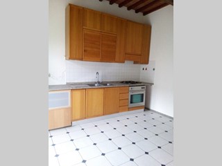 Casa Indipendente in Vendita a Capraia e Limite, 80 m²