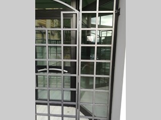 Attività commerciale in Affitto a Montelupo Fiorentino, 1'500€, 180 m²