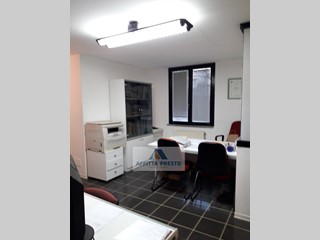 Ufficio in Affitto a Empoli, 450&euro;, 65 m²