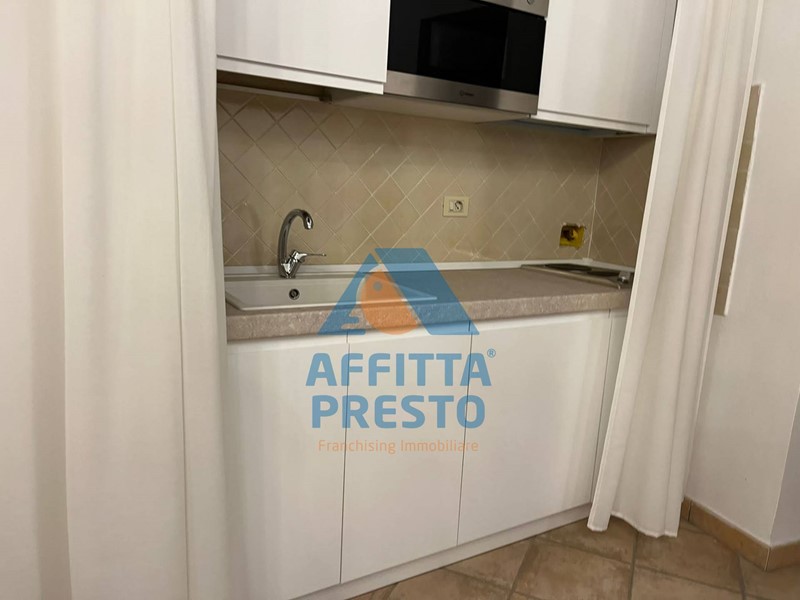 Bilocale in Affitto a Firenze, 1'800€, 70 m²