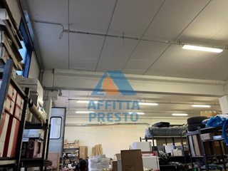 Capannone in Affitto a Montelupo Fiorentino, 3'500€, 500 m²