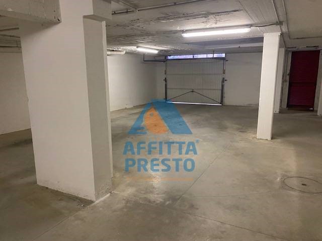 Box in Affitto a Empoli, 1'100&euro;, 280 m²