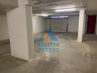 Box in Affitto a Empoli, 1'100&euro;, 280 m²