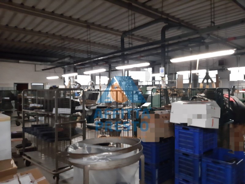 Attività commerciale in Vendita a San Miniato, 350'000€, 490 m²