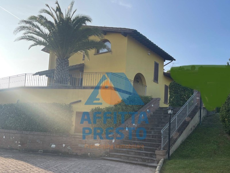 Villetta a schiera in Vendita a San Miniato, 690'000€, 250 m²
