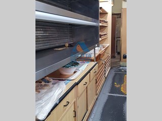 Attività commerciale in Affitto a Capraia e Limite, 600€, 60 m²