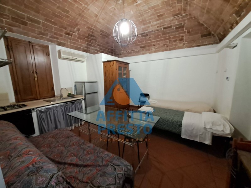 Bilocale in Affitto a Pontedera, 380€, 55 m²