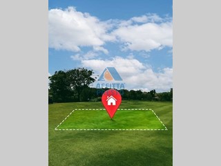 Terreno agricolo in Vendita a Pontedera, 800 m²