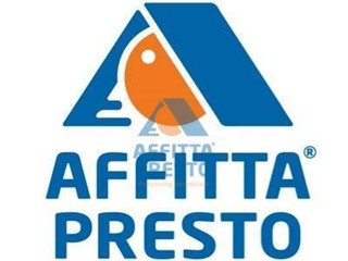 Attività commerciale in Affitto a Empoli, 160 m²