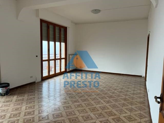 Appartamento in Vendita a Castelfiorentino, 150'000€, 135 m²