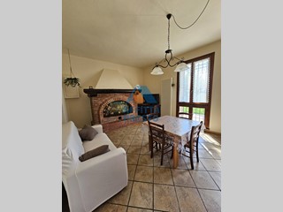 Trilocale in Affitto a Palaia, 75 m²