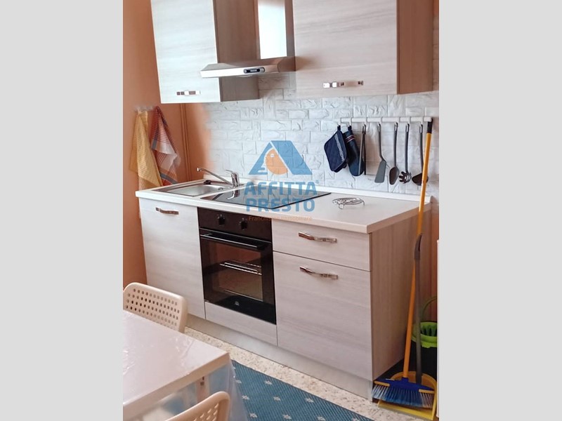 Stanza in Affitto a Montopoli in Val d'Arno, 700€, 25 m²