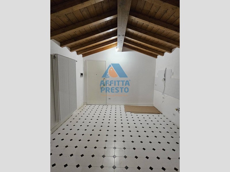 Appartamento in Affitto a Montecatini Terme, 1'000€, 85 m²