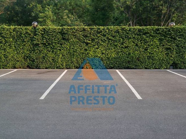 Box in Affitto a Empoli, 150&euro;, 15 m²