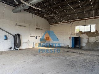 Capannone in Affitto a San Miniato, 500 m²