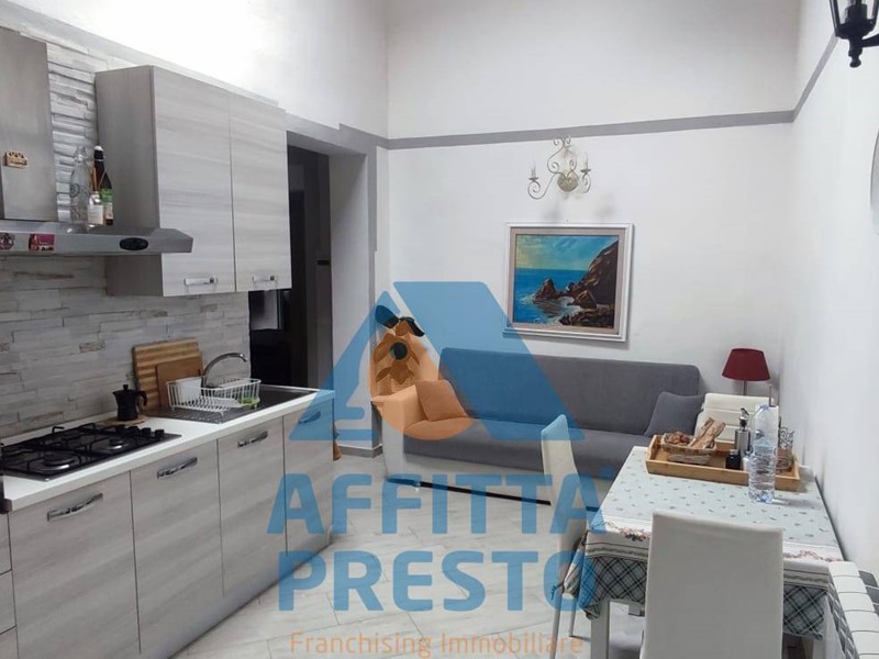 Trilocale in Affitto a Pisa, 700€, 75 m²
