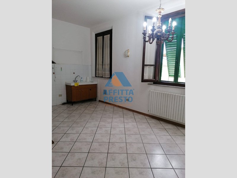 Bilocale in Vendita a Montopoli in Val d'Arno, 90'000€, 60 m²