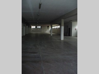Capannone in Affitto a Vinci, 2'500€, 700 m²