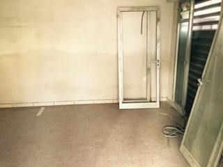 Attività commerciale in Affitto a Empoli, 550&euro;, 30 m²