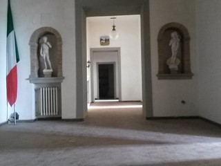 Casa Semi Indipendente in Vendita a Empoli, 1'000'000€, 900 m²