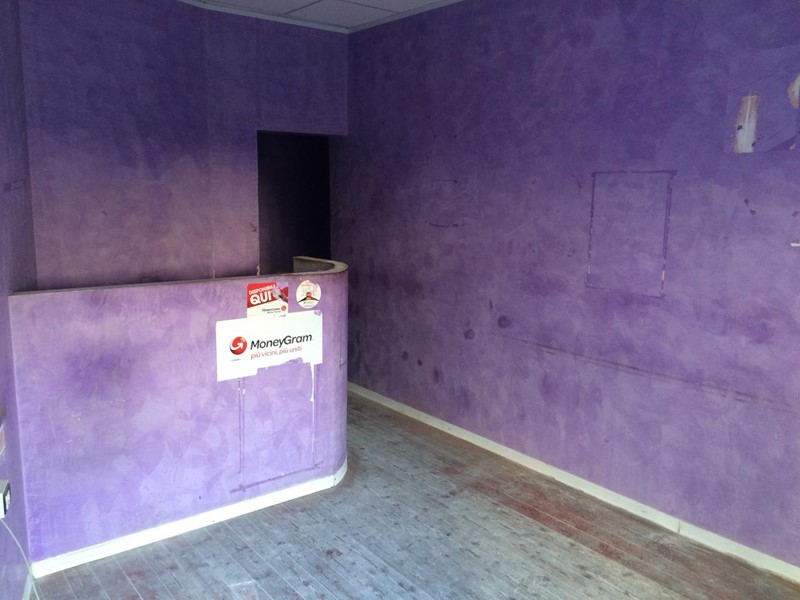 Attività commerciale in Affitto a Empoli, 450&euro;, 27 m²