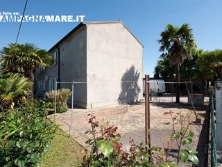 Casa Indipendente in Vendita a Fiscaglia, 90'000€, 240 m²