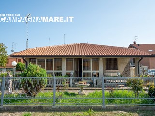 Casa Indipendente in Vendita a Jolanda di Savoia, 110'000€, 150 m²