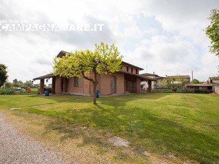 Casa Indipendente in Vendita a Codigoro, 110'000€, 300 m²