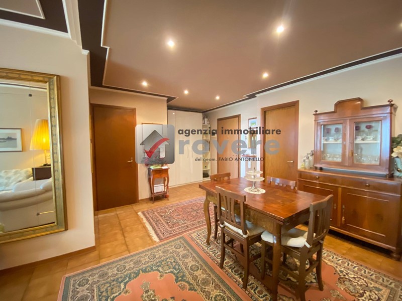 Appartamento in Vendita a Villorba, 175'000€, 118 m²