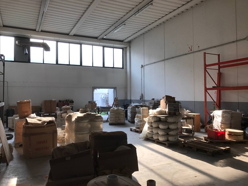 Capannone in Vendita a Ponzano Veneto, 200'000€, 270 m²