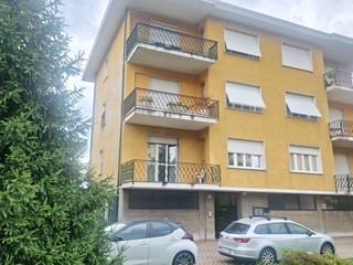 Bilocale in Vendita a Como, 105'000€, 65 m²