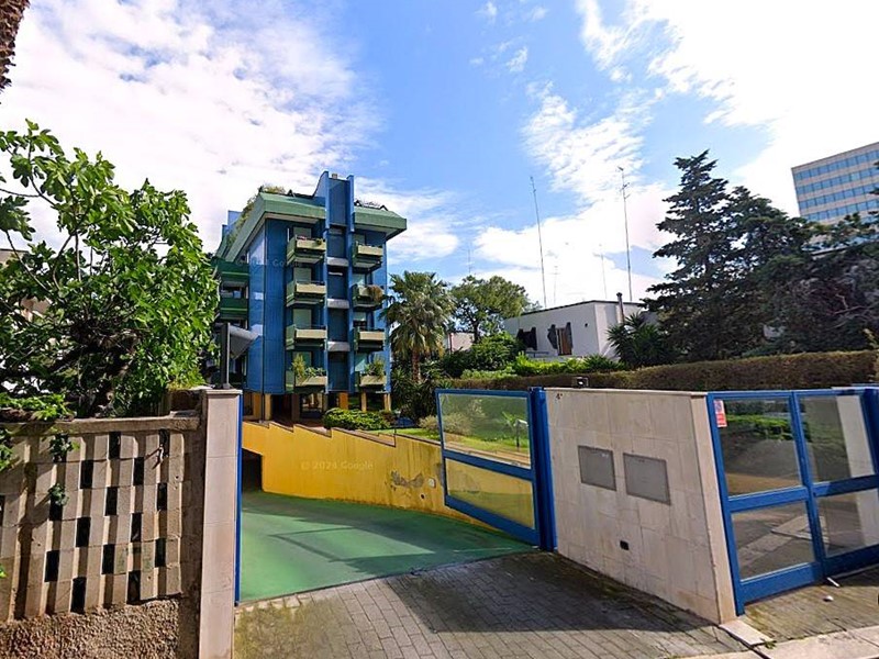 Box in Vendita a Bari, 67'000€, 60 m²