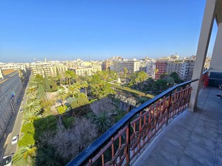 Trilocale in Vendita a Bari, 375'000€, 121 m²