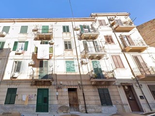 Quadrilocale in Vendita a Palermo, 95'000€, 109 m²