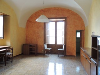 Appartamento in Vendita a Catania, 185'000&euro;, 225 m²
