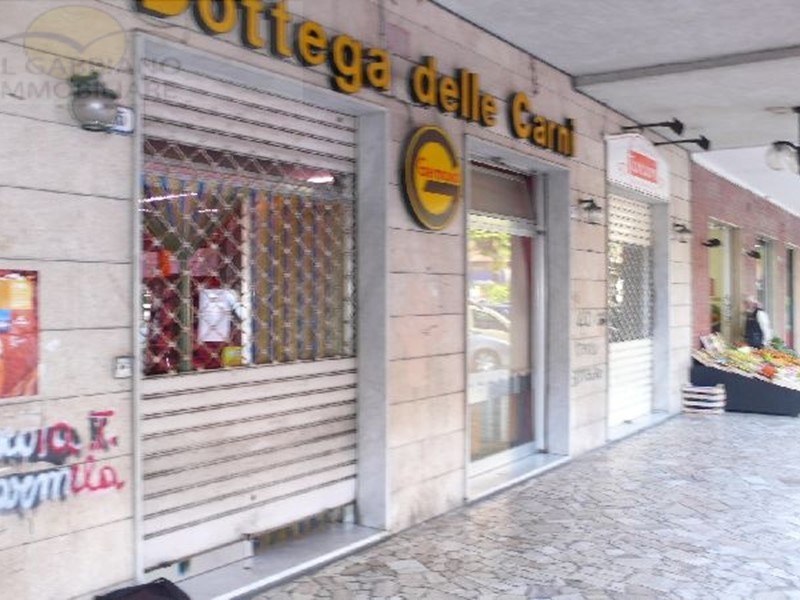 Immobile commerciale in Vendita a Recco, 370'000€, 65 m²