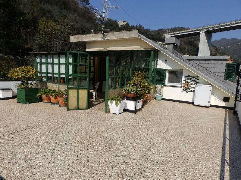Appartamento in Vendita a Recco, 148'000€, 90 m²