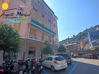 Appartamento in Affitto a Recco, 1'500€, 60 m²