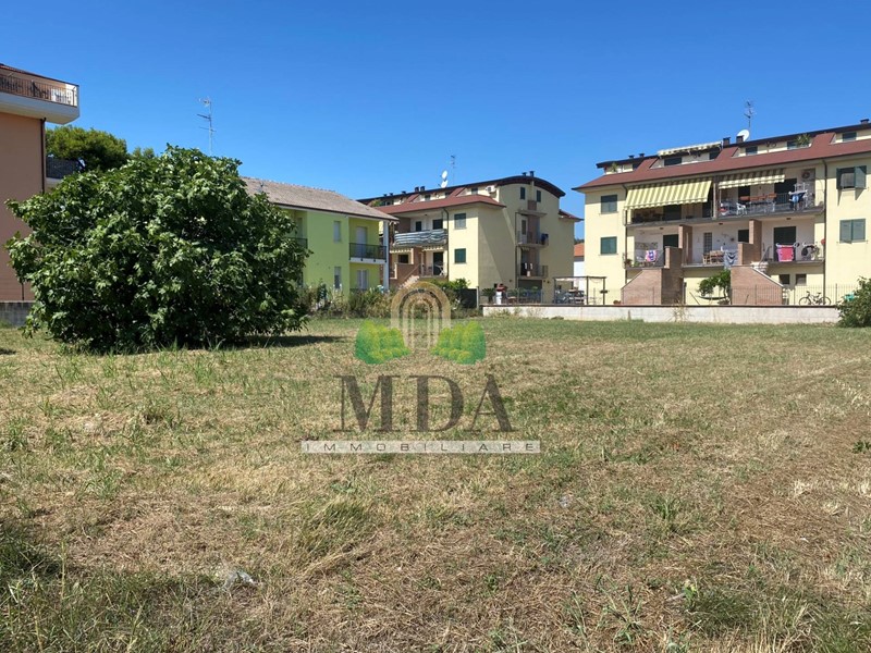 Terreno edificabile in Vendita a Martinsicuro, 156'000€, 1600 m²