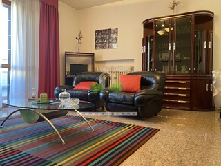 Appartamento in Vendita a Sant'Omero, 143'000€, 175 m²