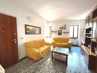 Rustico in Vendita a Pieve di Teco, 78'000€, 120 m²