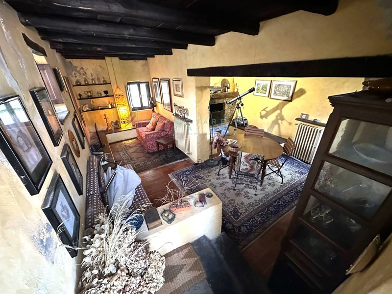 Rustico in Vendita a Castelvecchio di Rocca Barbena, 150'000€, 180 m²