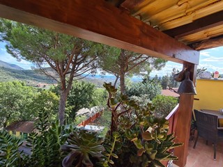 Villa in Vendita a Cisano sul Neva, 125'000€, 50 m²