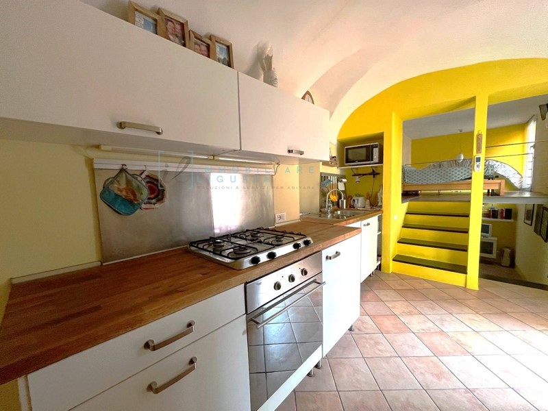 Quadrilocale in Vendita a Pieve di Teco, 115'000€, 90 m²