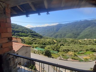 Rustico in Vendita a Pornassio, 34'000€, 230 m²