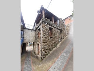 Rustico in Vendita a Borghetto d'Arroscia, 54'000€, 120 m²