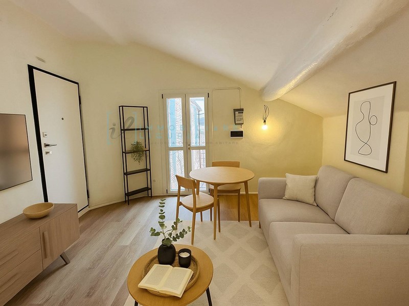 Trilocale in Vendita a Albenga, 128'000€, 52 m²