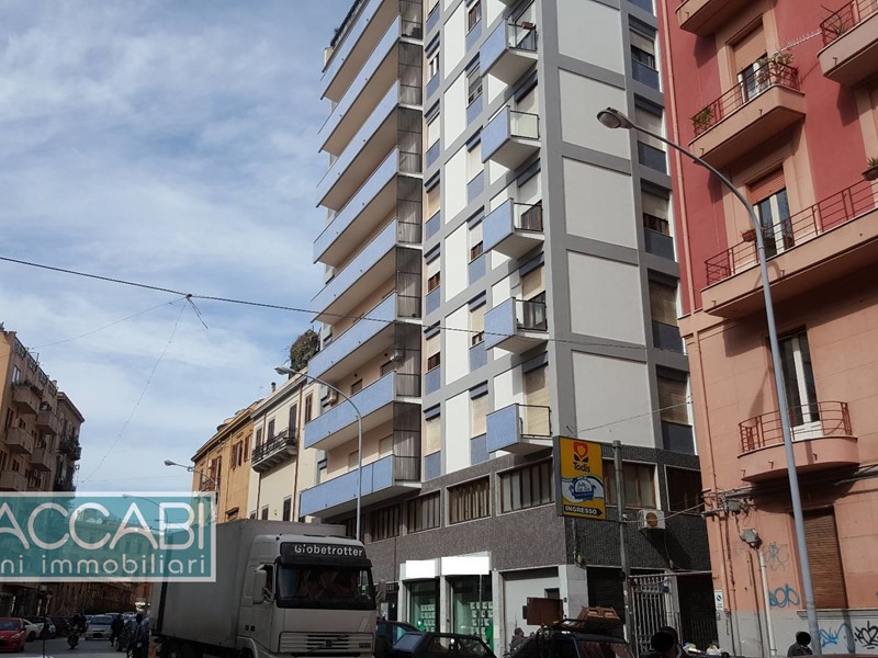 Ufficio in Affitto a Palermo, 350€, 35 m²