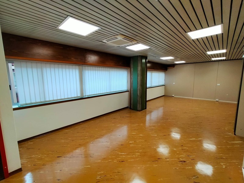 Ufficio in Vendita a Villorba, 110'000€, 89 m²