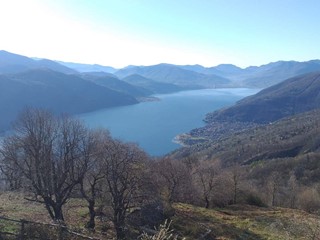 Casa Indipendente in Vendita a Cannobio, 250'000€, 300 m²